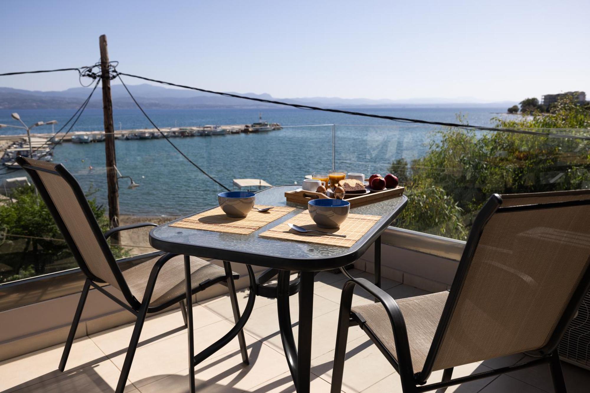 Filippos Apartments Amarynthos Esterno foto