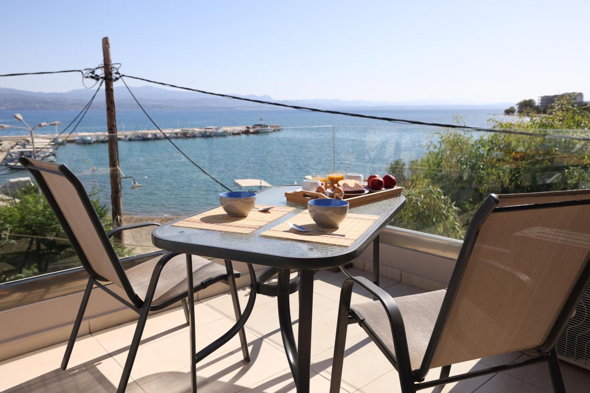 Filippos Apartments Amarynthos Esterno foto